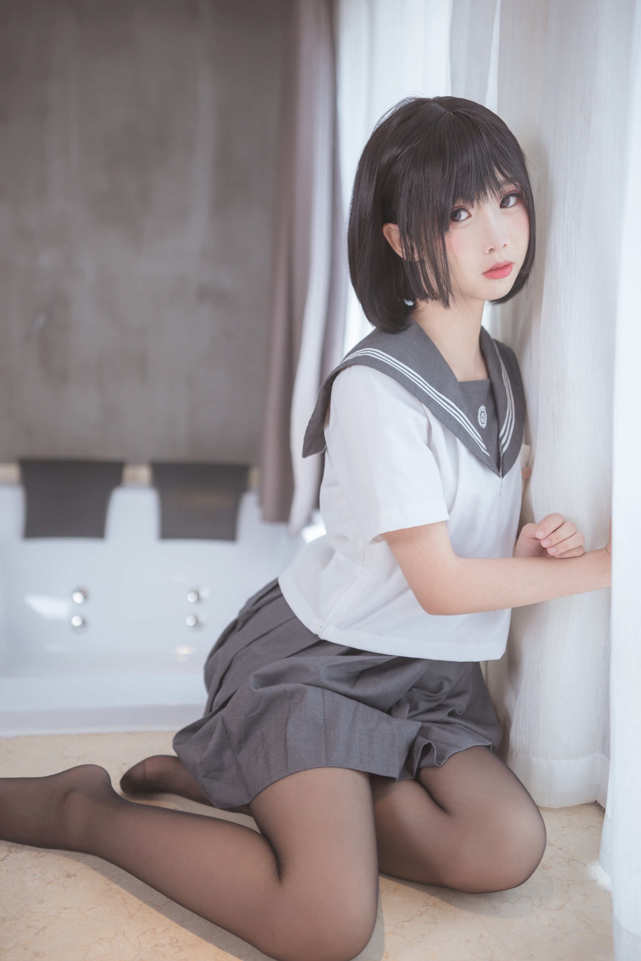 图片[1]-面饼仙儿 – NO.016 Coser面饼仙儿 脑内少女 黑丝JK [25P]-XikXak